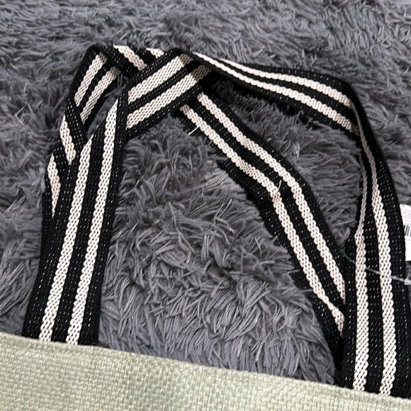 Wit! To The Beach tote - Picture 2 of 4